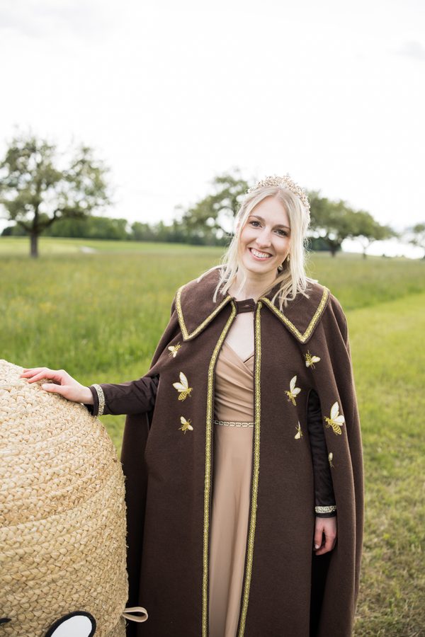 Die Bienenkönigin der Binkerzunft Boll